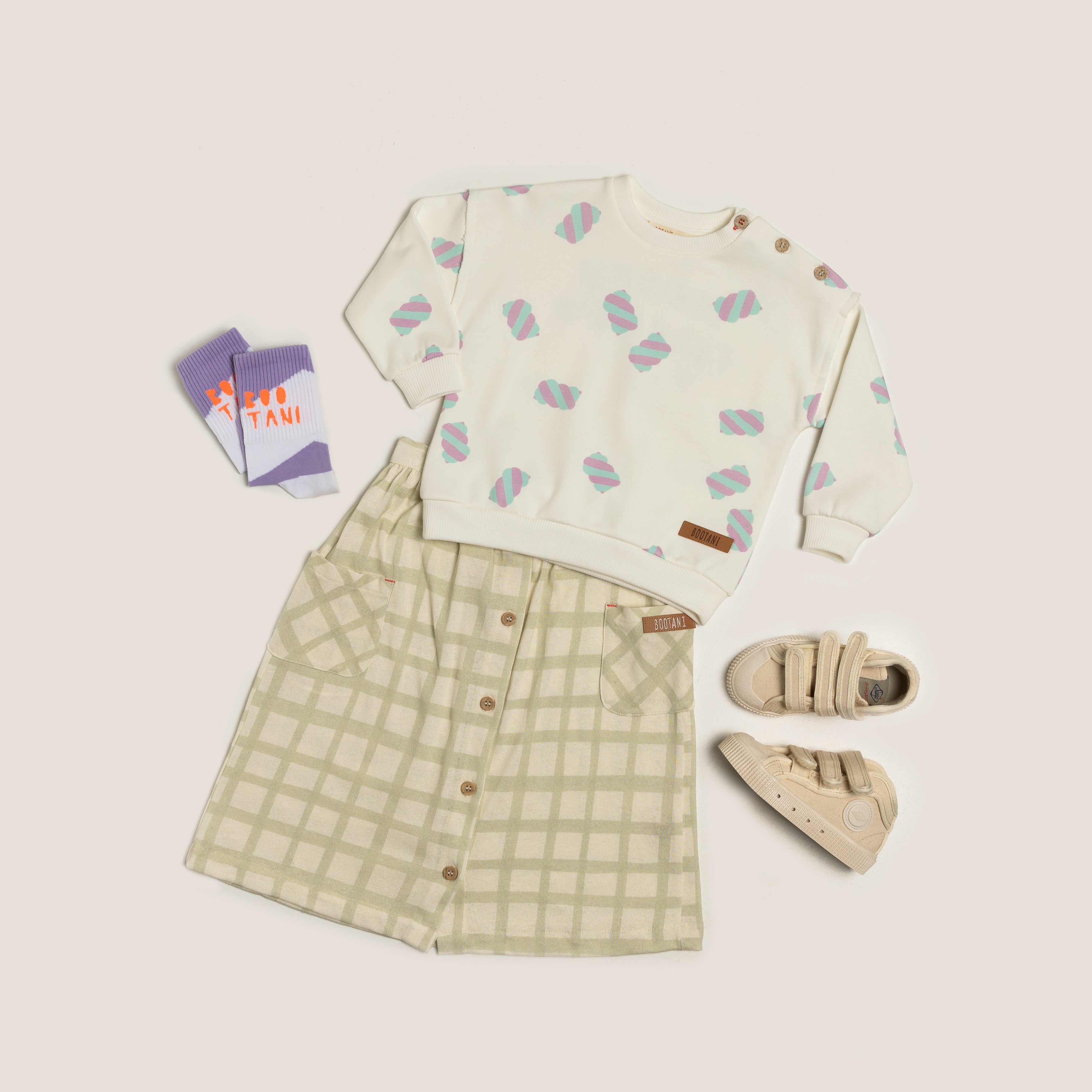 MARSHMALLOW SWEATSHIRT