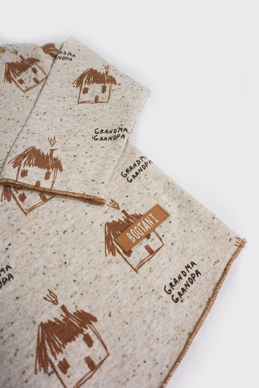 THE GRANDPARENT'S HOUSE ALLOVER PRINT LONGSLEEVE